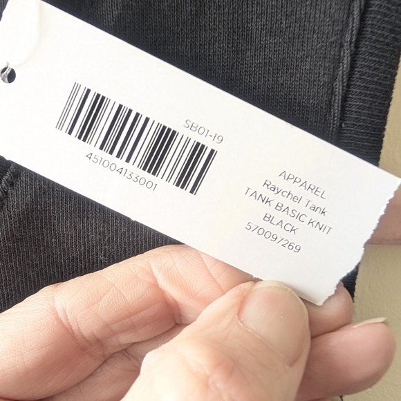 Chico's Raychel Basic 100% Cotton V-Neck Knit Tank Black Size 1 Medium - Picture 5 of 5